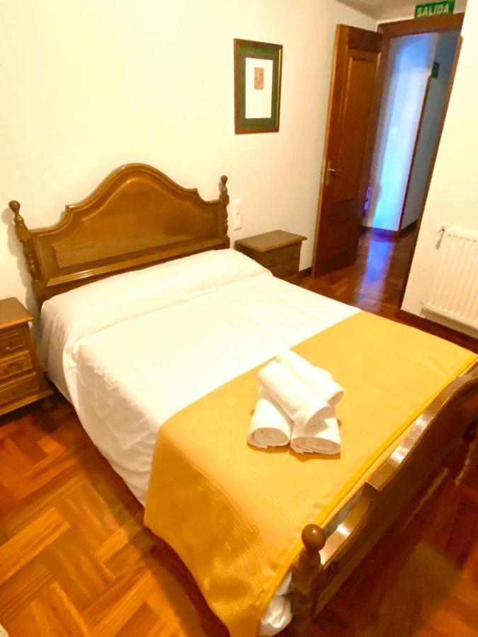 Hostal Cristina Estella Exterior foto